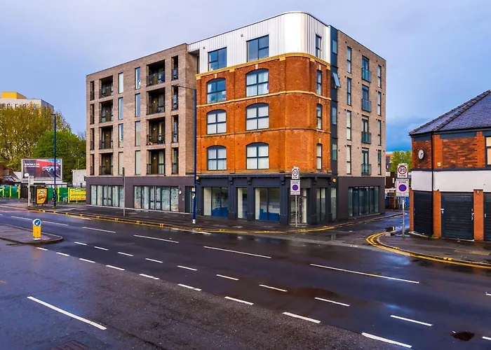 The Popworks 2 Bedroom Apartment - Mcr Dens